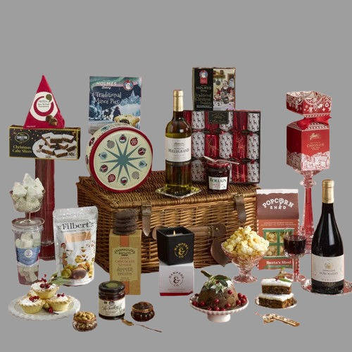 Traditional Christmas Gift Basket